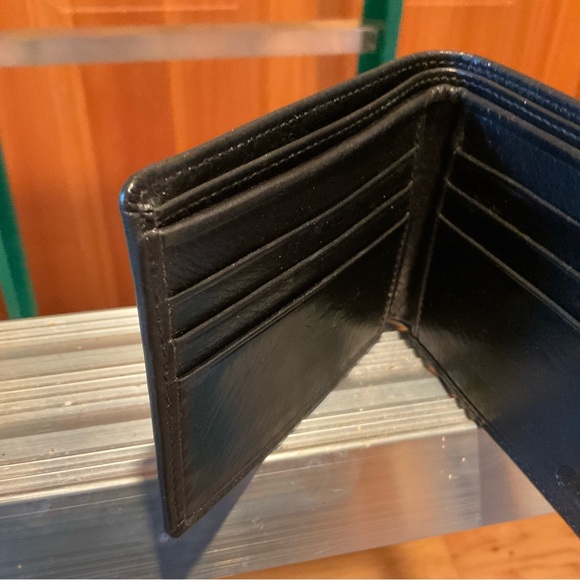 Coach Wallet - Picture 10 of 11